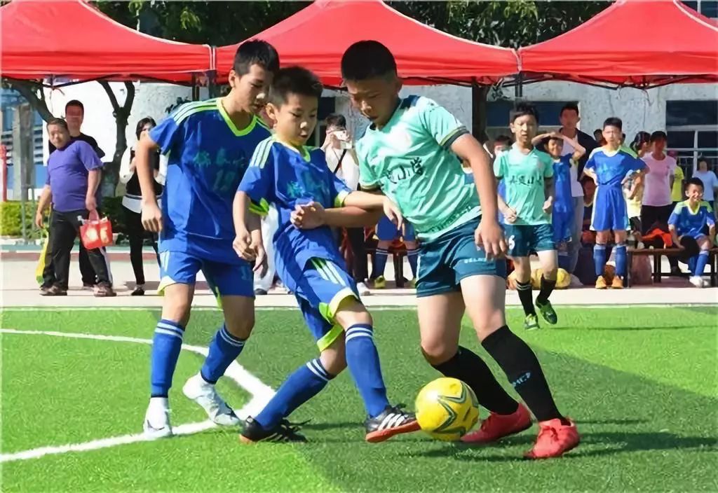 龙湖中学足球_奥运会足球冠军算大赛冠军吗_龙湖区女子足球冠军