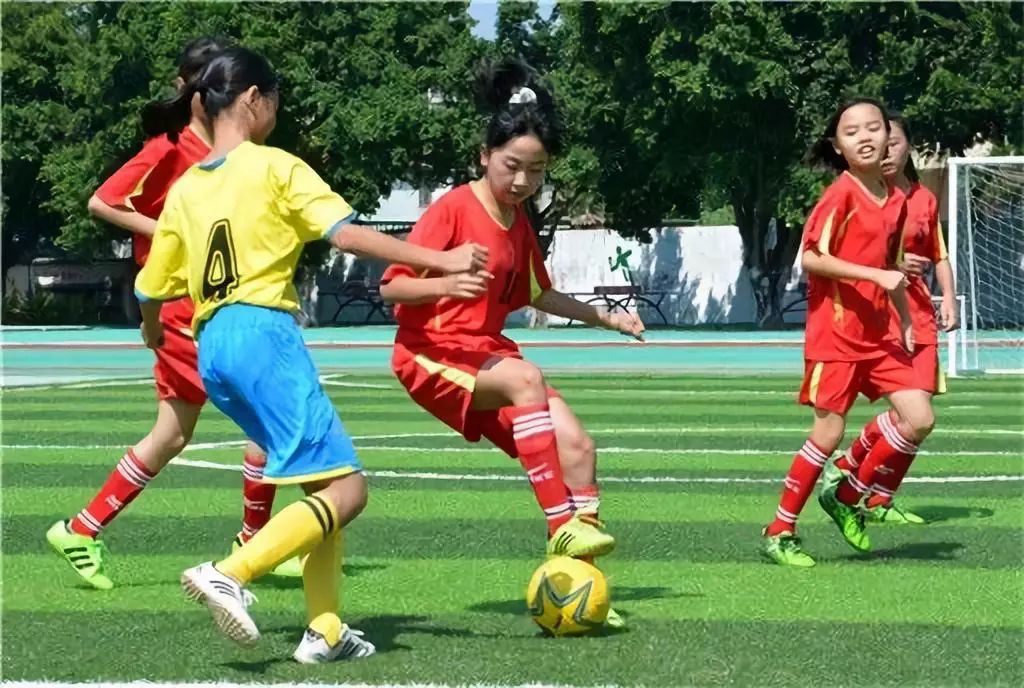 龙湖中学足球_奥运会足球冠军算大赛冠军吗_龙湖区女子足球冠军