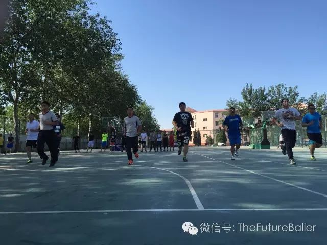 篮球手势操视频_篮球手势视频教程_篮球基本手势规则视频教学