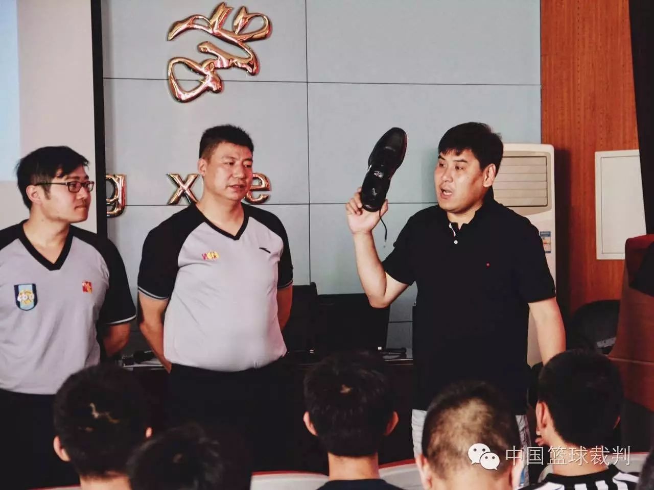 篮球手势视频教程_篮球手势操视频_篮球基本手势规则视频教学
