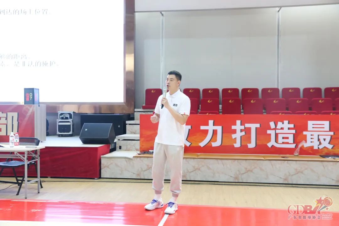 篮球手势0-20_篮球基本手势规则视频教学_篮球手势视频教程