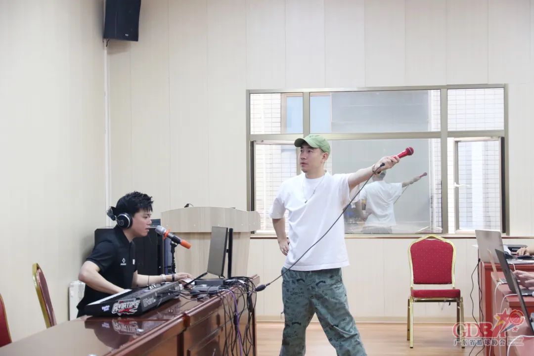 篮球手势0-20_篮球手势视频教程_篮球基本手势规则视频教学