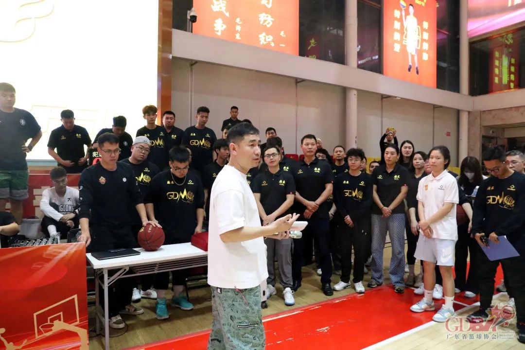 篮球手势视频教程_篮球手势0-20_篮球基本手势规则视频教学