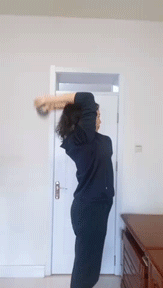 篮球中背打什么意思_篮球规则中背打是什么_篮球规则背打中是犯规吗