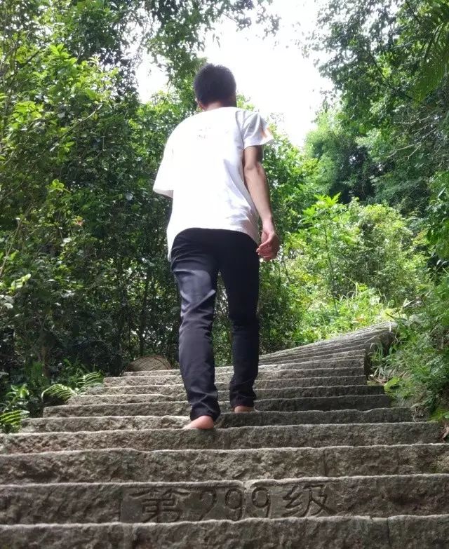 足球蛋糕球技巧女生版教学_蛋糕足球_蛋糕足球图案