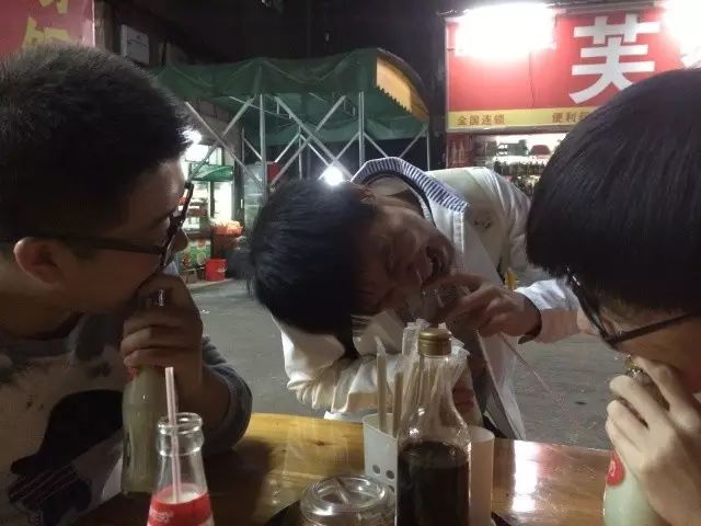 蛋糕足球图案_足球蛋糕球技巧女生版教学_蛋糕足球