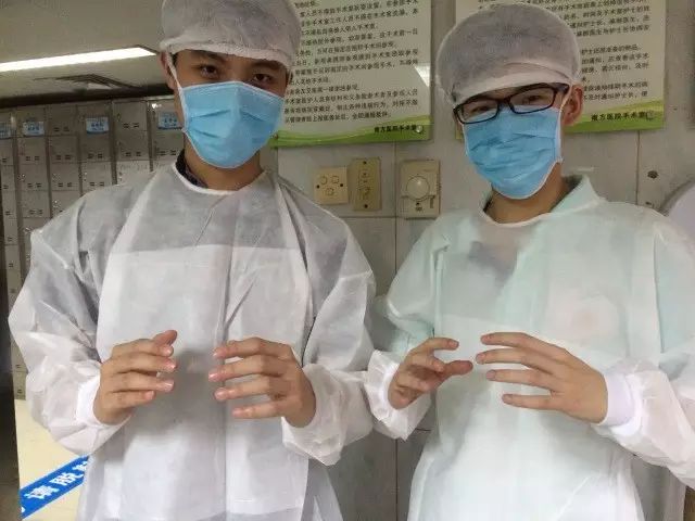 蛋糕足球图案_足球蛋糕球技巧女生版教学_蛋糕足球