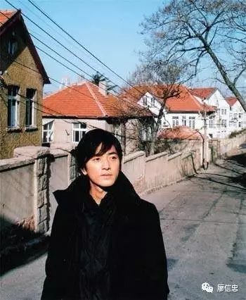 青岛拍婚纱照最佳时间_青岛婚纱照什么时间拍比较好_青岛拍婚纱照几月份合适
