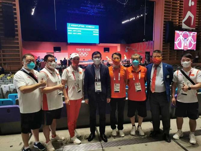 奥运举重历史最重运动员_奥运会举重历史记录_奥运举重历史