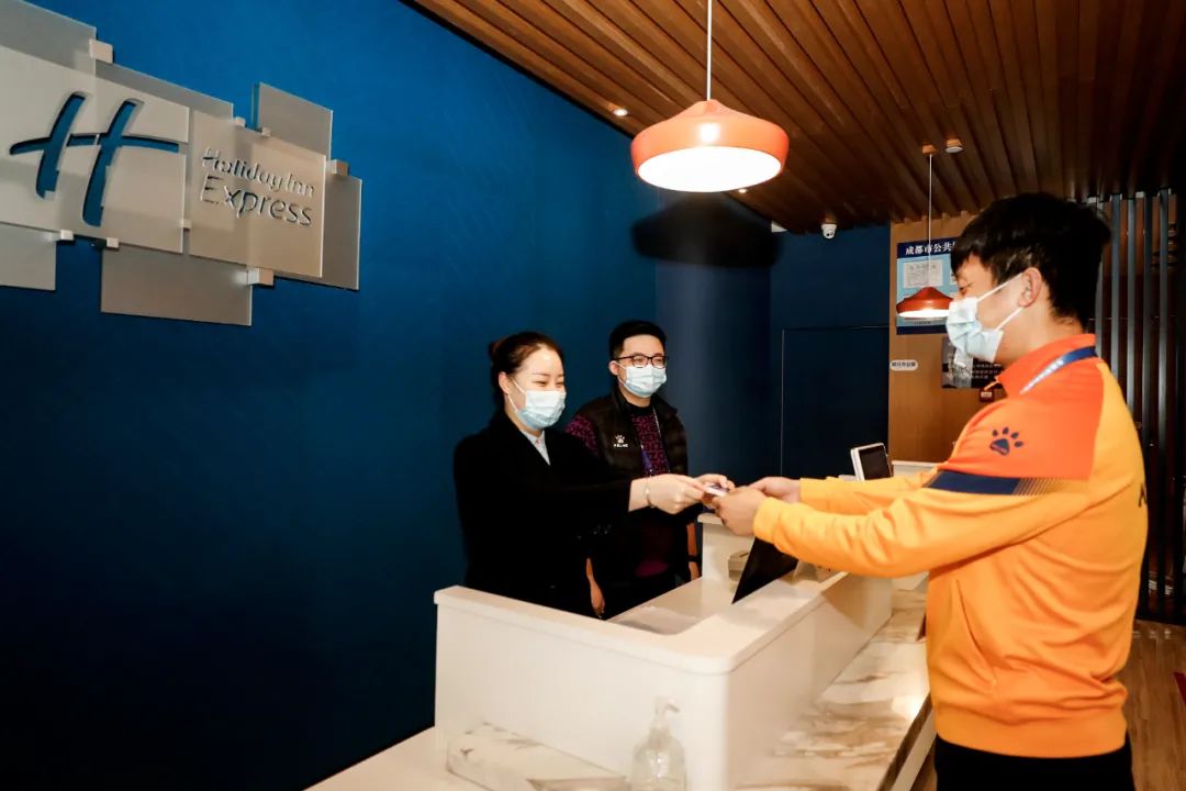 足球历史上最大比分_荷兰足球和捷克足球历史_成都足球的历史