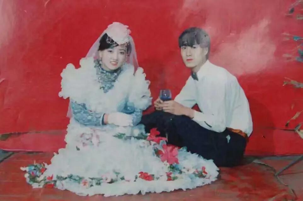 跟父母同拍婚纱照_拍婚纱照带父母_拍婚纱照父母要干涉吗