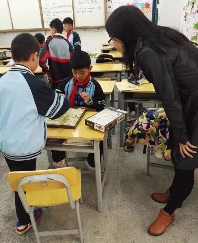 南宁市中小学篮球联赛冠军是谁_2020年南宁市篮球联赛_南宁市篮球高中联赛