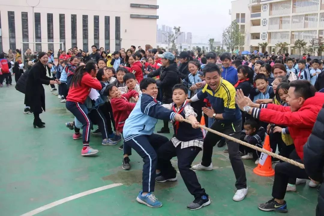 南宁市篮球高中联赛_2020年南宁市篮球联赛_南宁市中小学篮球联赛冠军是谁
