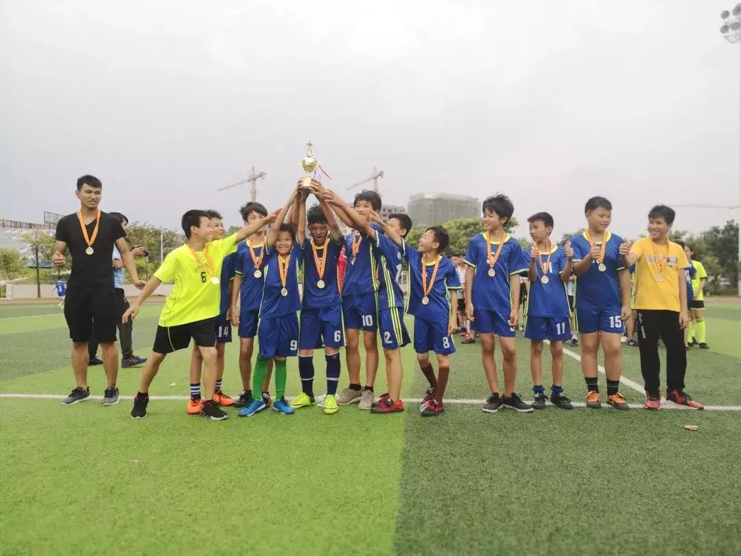 南宁市篮球高中联赛_2020年南宁市篮球联赛_南宁市中小学篮球联赛冠军是谁