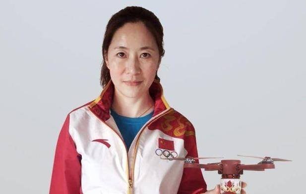 王丽萍竞走夺冠央视解说视频_王丽萍夺过几次竞走冠军_王丽萍夺冠完整视频