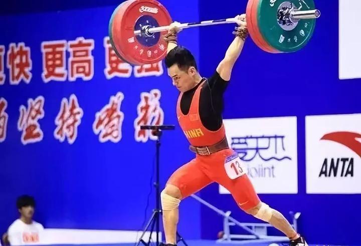 实况足球中国勇夺世杯冠军_中国足球世界杯视频实况足球_实况足球国际冠军杯