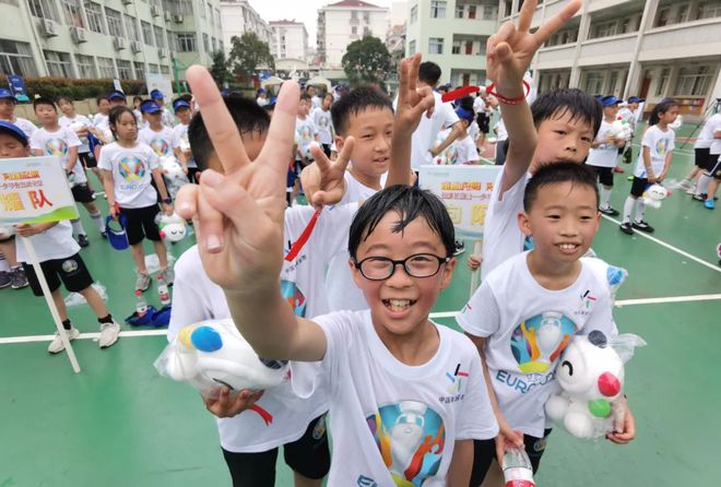 台州市校园足球联赛规则_台州足球队_台州市足球比赛