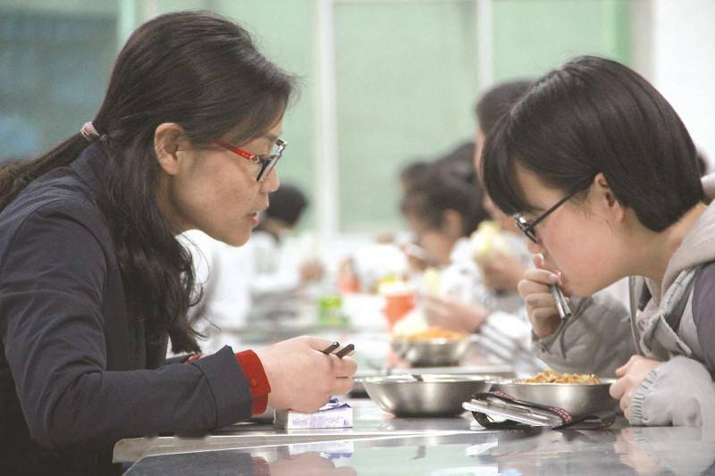 四川两口子吵架视频_四川夫妻吵架_四川夫妻闹矛盾