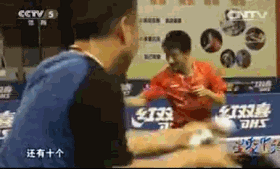 足球发球视频教程_足球发球规则简介_中国足球教练发球规则视频