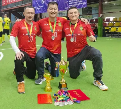 足球五人赛的规则_五人联赛足球规则制奖杯是什么_五人制足球联赛奖杯规则