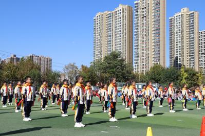 小学生体操的队形_小学生体操入场队形视频_体操队形小学生图片