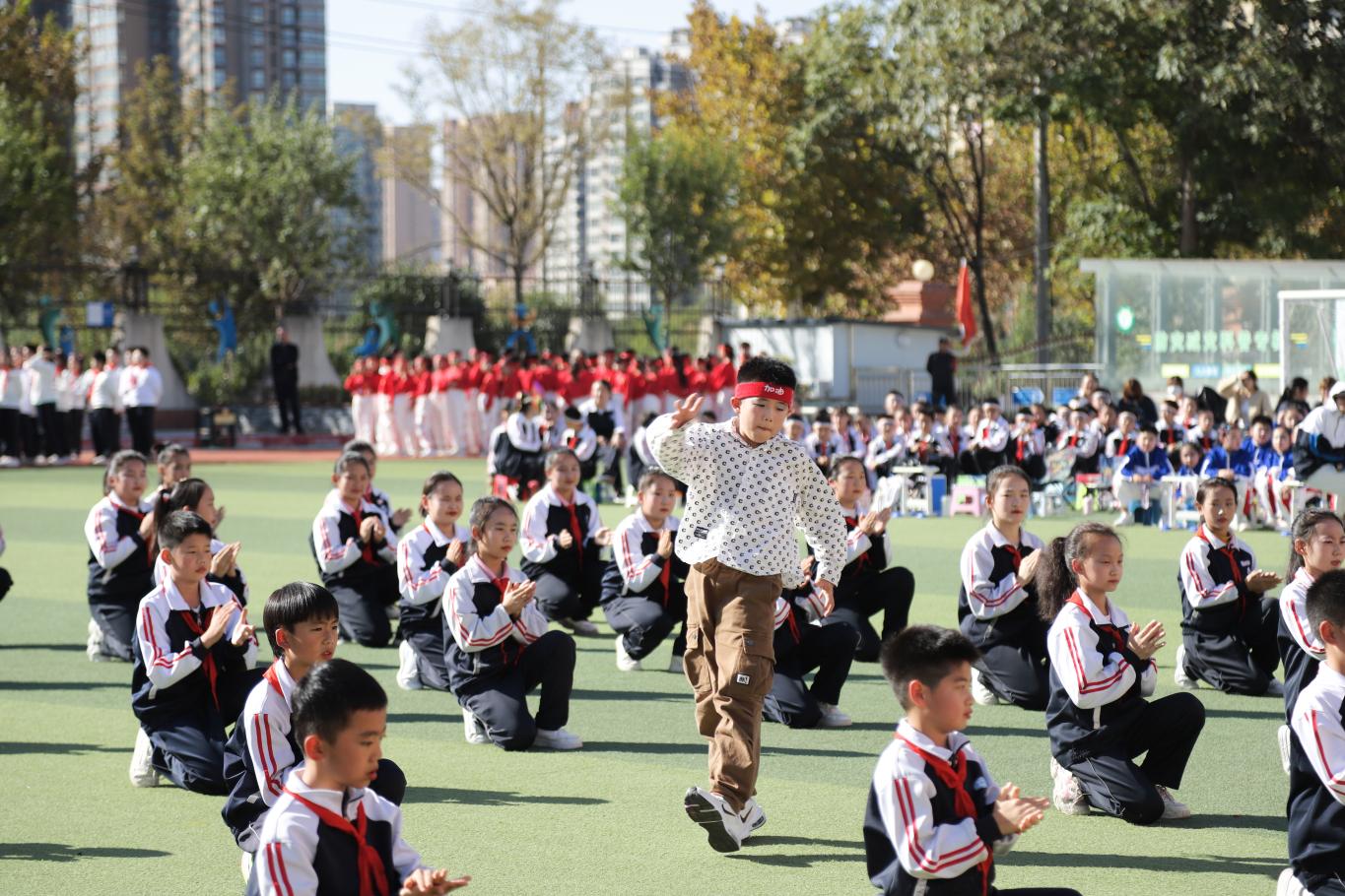体操队形小学生图片_小学生体操的队形_小学生体操入场队形视频
