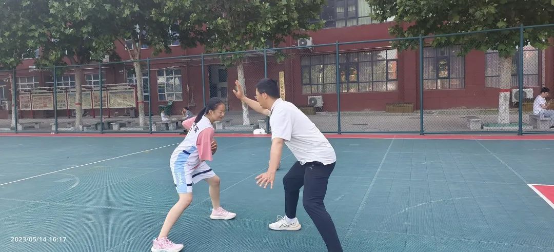 长葛女子篮球比赛冠军_长治女子篮球_长葛篮球班
