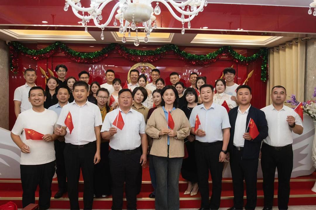 青岛司仪价格_青岛婚礼主持_结婚司仪青岛