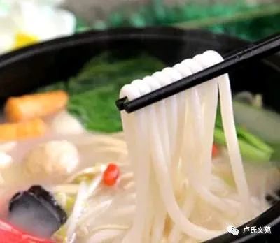 婚纱照室内用光吗北方季节_冬天室内婚纱照冷不冷_北方拍婚纱照