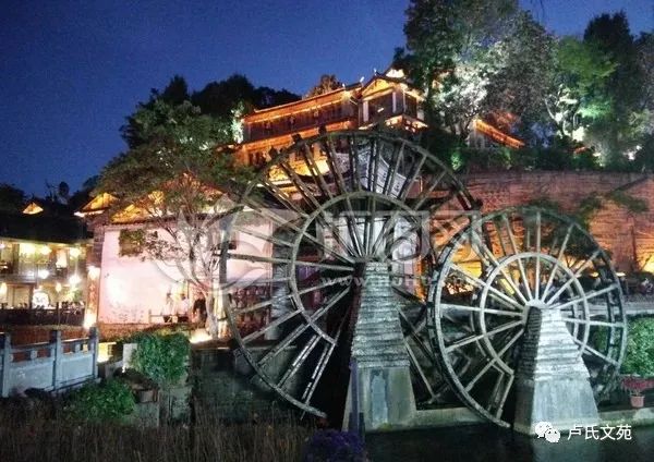 婚纱照室内用光吗北方季节_北方拍婚纱照_冬天室内婚纱照冷不冷