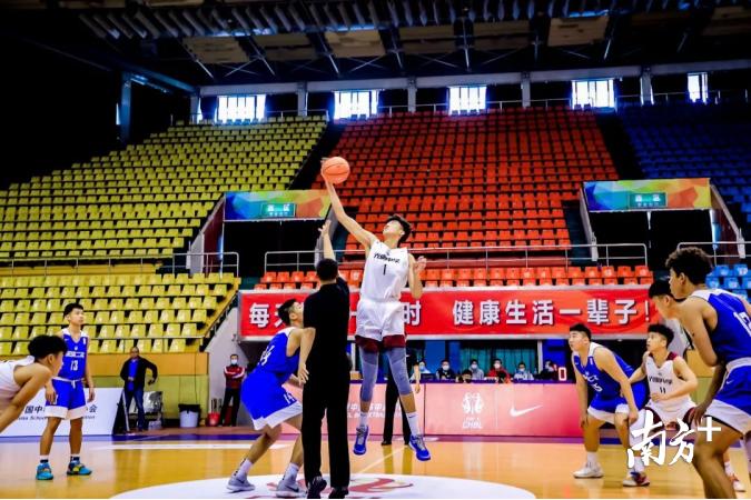 东莞高中篮球联赛_东莞高中篮球比赛冠军_东莞篮球高中学校