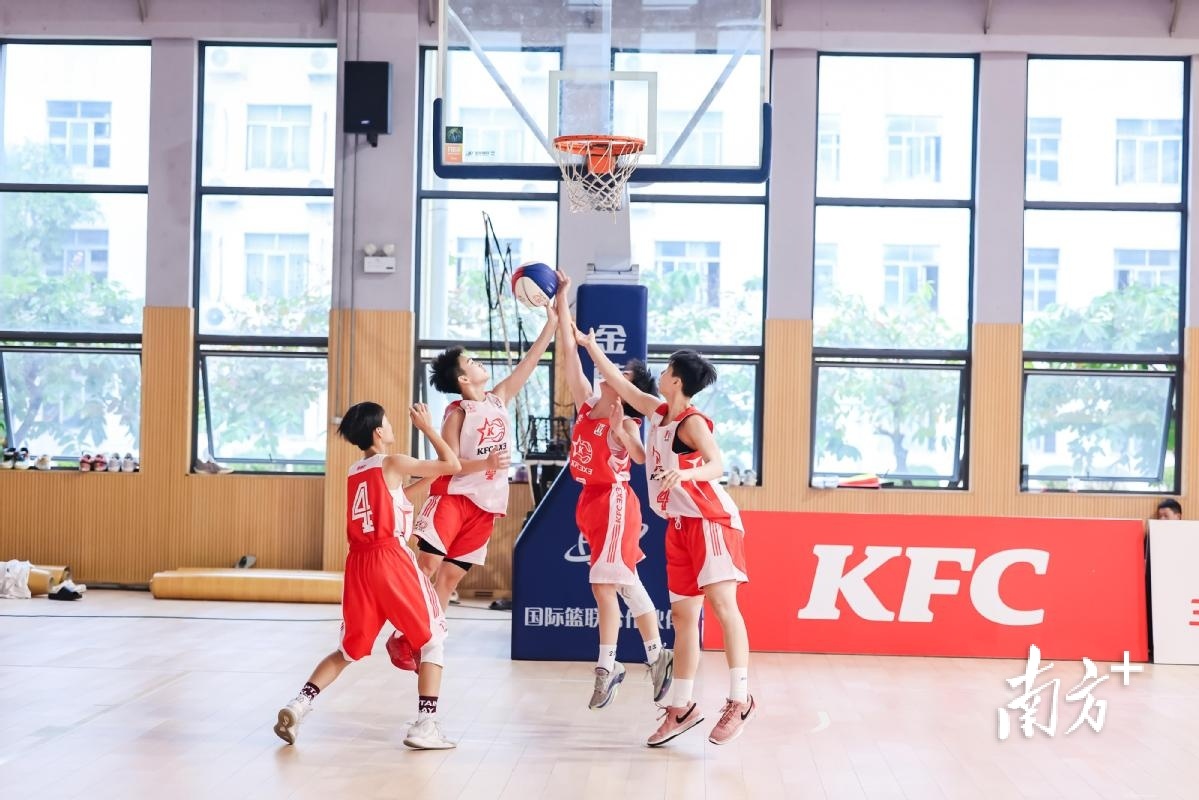 东莞高中篮球联赛_东莞高中篮球比赛冠军_东莞篮球高中学校