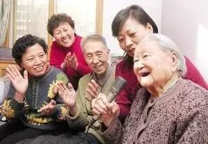 游泳技巧方法图解_游泳的技巧与方法_游泳技巧方法有哪些