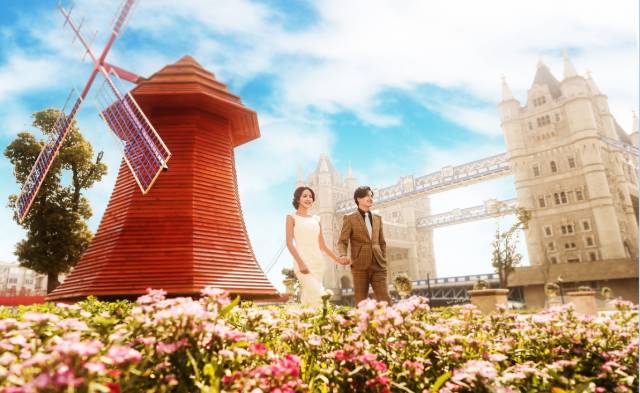 照婚纱照外景那好_照婚纱外景好还是内景_照婚纱外景好看吗