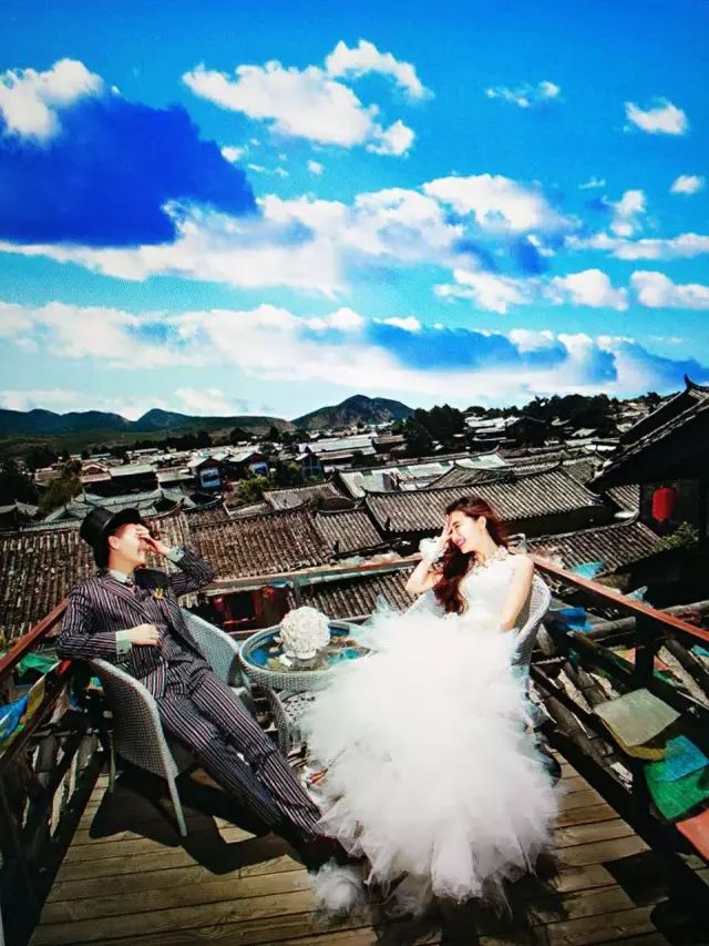 照婚纱外景好看吗_照婚纱照外景那好_照婚纱照外景