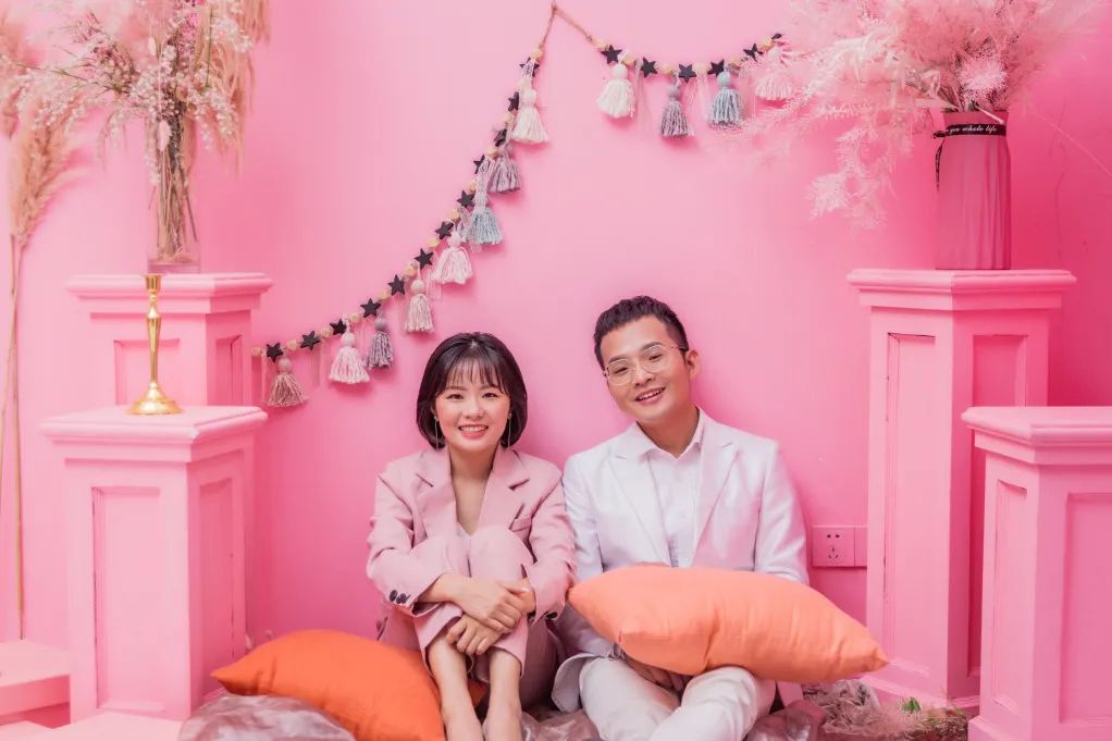 婚纱照室内拍摄_室内婚纱照准备工作内容_婚纱室内照片