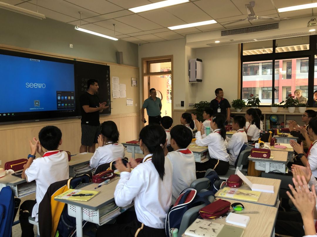 游泳冠军照片高清_游泳冠军照片图片_游泳冠军游泳照片