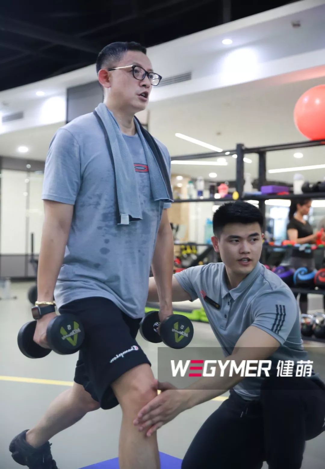 健身私教室装修_健身私教房间是单独的吗_健身房私教在那里教
