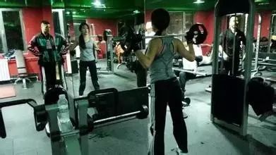 健身私教室装修_健身房私教室装修图片_健身房私教在那里教