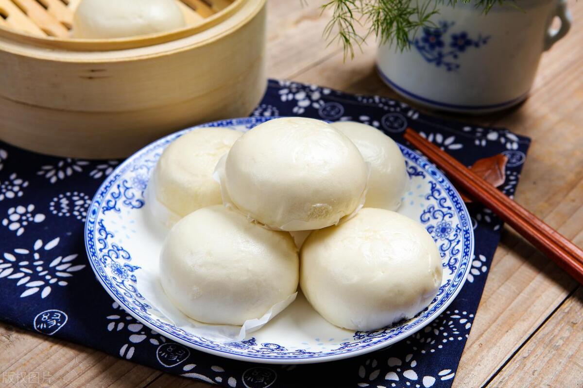 晚餐房健身运动后胃不舒服_晚餐房健身运动后多久吃饭_健身房运动后晚餐