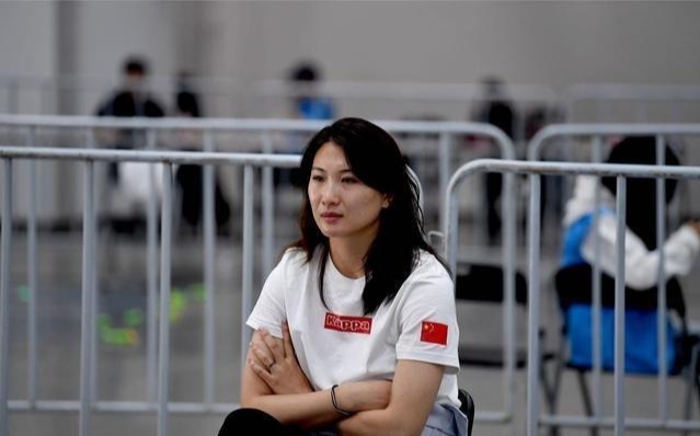 击剑女冠军孙一_2021奥运会击剑冠军孙一文_击剑奥运冠军孙一文