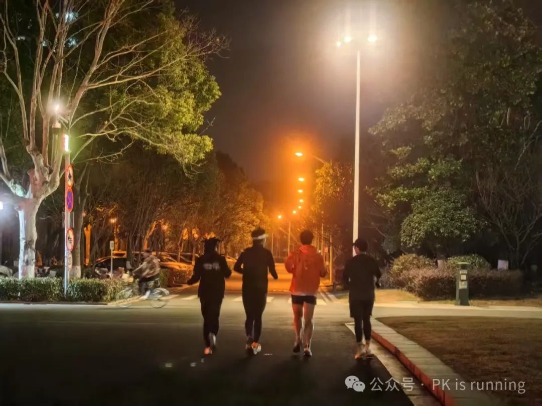 腰包马拉松_马拉松腰包哪个牌子好_马拉松腰包好还是背包好