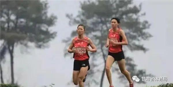 经典足球比赛回顾_足球历史经典比赛_历史上最红的足球比赛