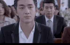前女友结婚司仪是前男友_前任女友结婚_前男友参加前女友婚礼视频