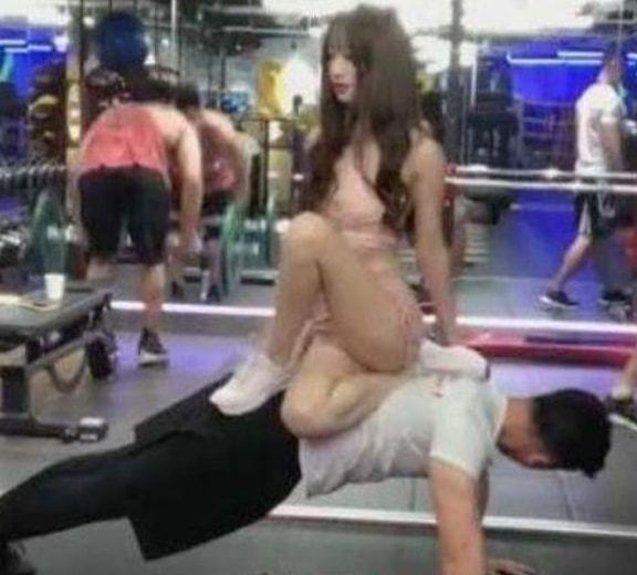 健身房找女私人教练的好处_健身房男的找女私教_健身房私教男女关系