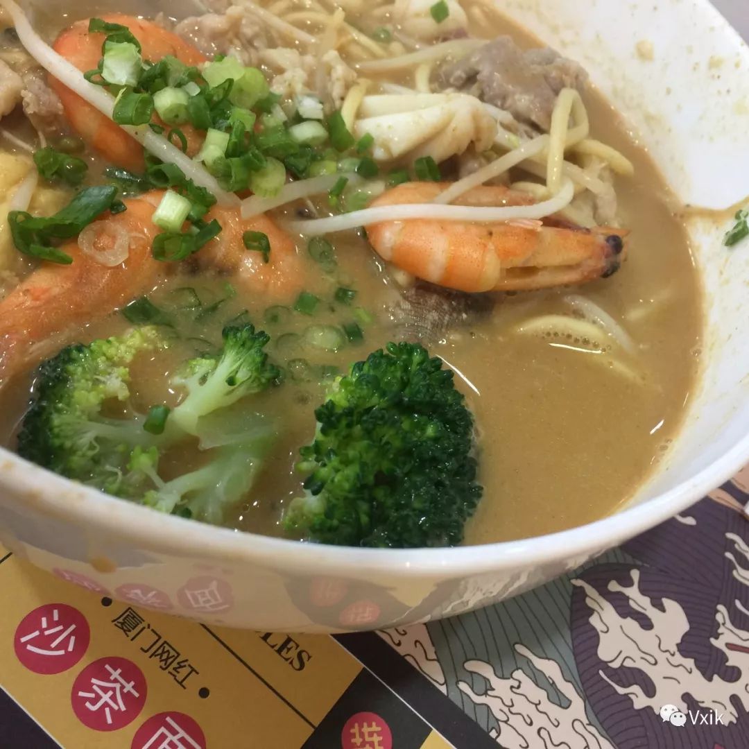 内景复古婚纱照黑_婚纱复古造型_复古黑色婚纱照