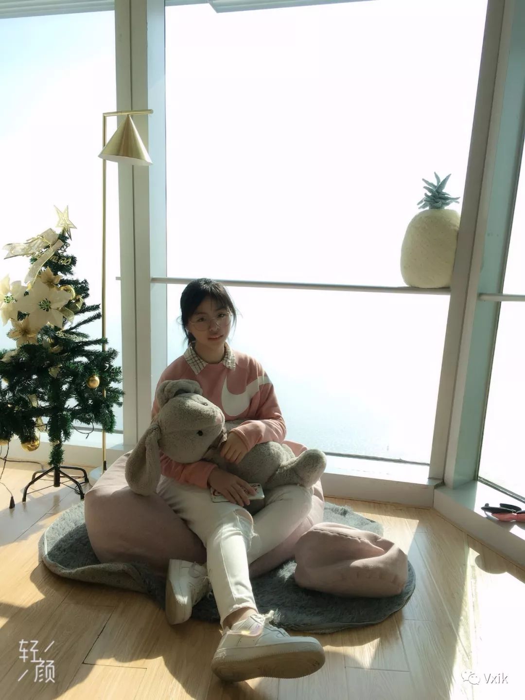 内景复古婚纱照黑_复古黑色婚纱照_婚纱复古造型