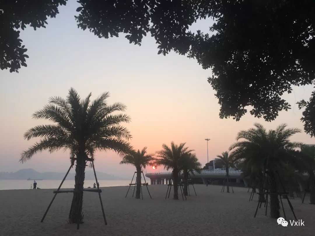 复古黑色婚纱照_婚纱复古造型_内景复古婚纱照黑