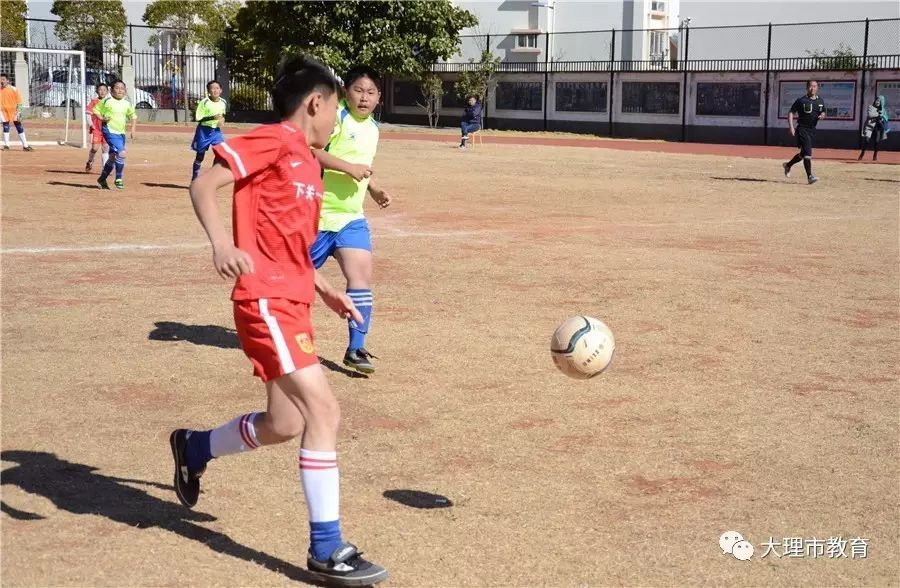 足球冠军数排名_足球冠军是谁_五大州足球冠军