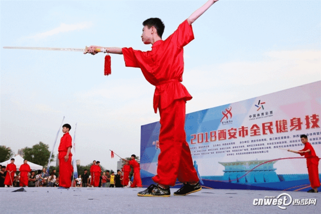 健身剑教学_剑健身_健身剑法初学视频教程